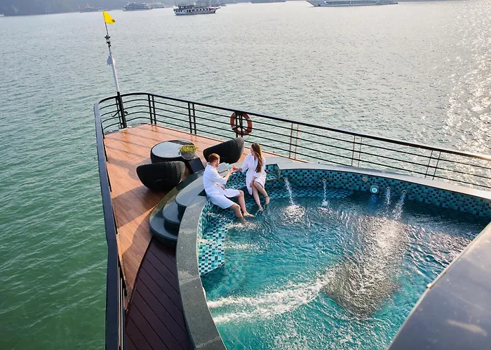 Mira Of The Sea Cruise Lan Ha Bay Botel 5*