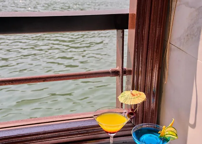 Mira Of The Sea Cruise Lan Ha Bay Ha Long