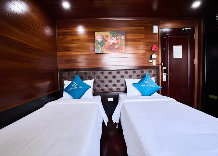 Mira Of The Sea Cruise Lan Ha Bay Botel