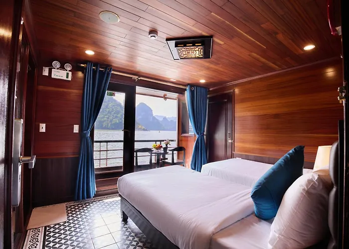 Botel Mira Of The Sea Cruise Lan Ha Bay Ha Long