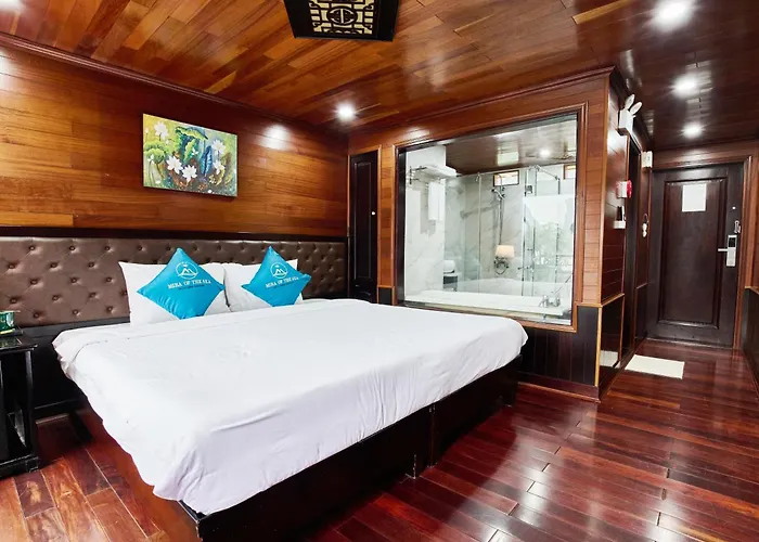 Botel Mira Of The Sea Cruise Lan Ha Bay Ha Long