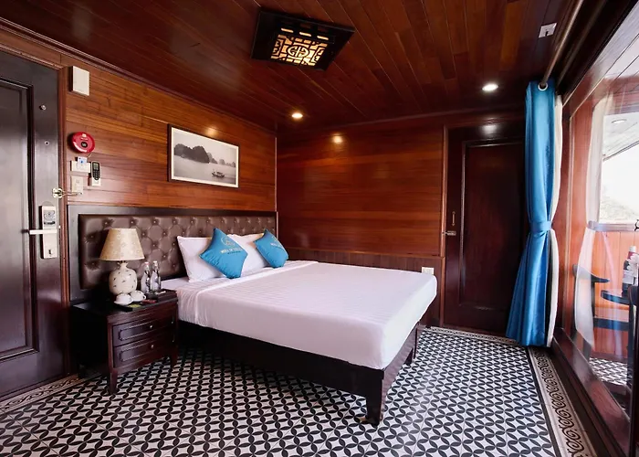 Mira Of The Sea Cruise Lan Ha Bay Botel 5*