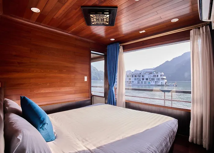 Mira Of The Sea Cruise Lan Ha Bay Botel 5*