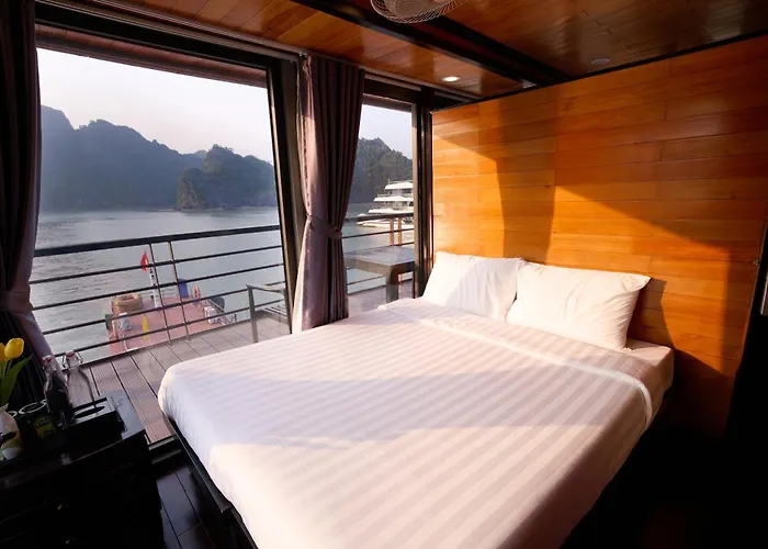 Mira Of The Sea Cruise Lan Ha Bay Botel 5*
