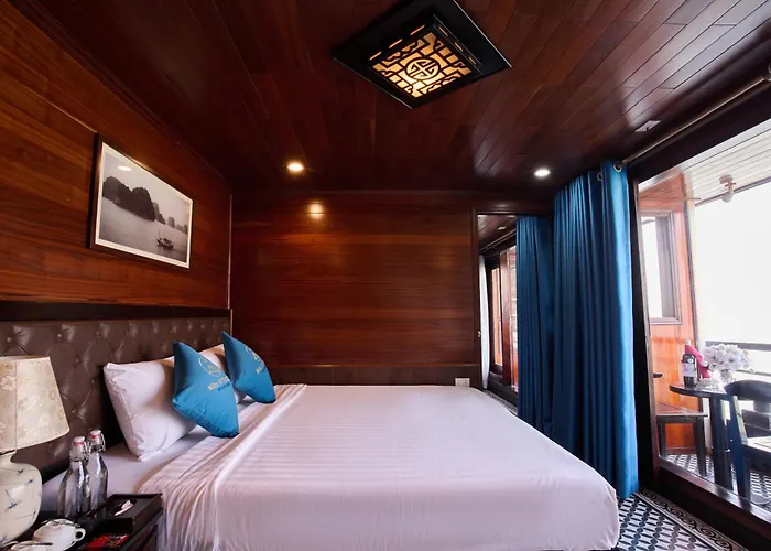 Mira Of The Sea Cruise Lan Ha Bay Botel 5*